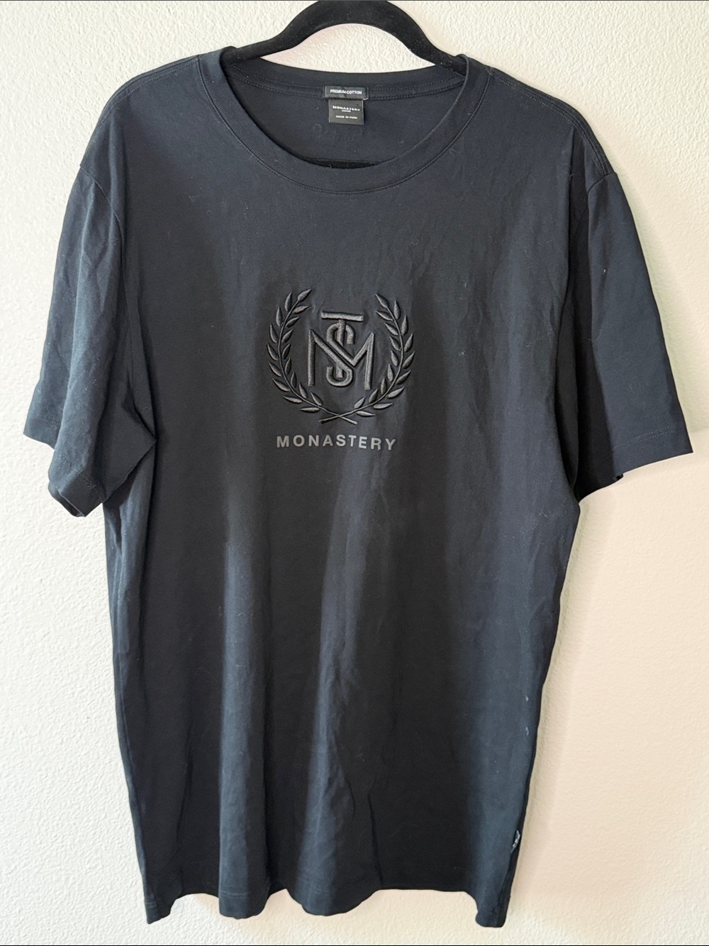 Men's Black Logo Crew Neck T‑Shirt size large (bin13)